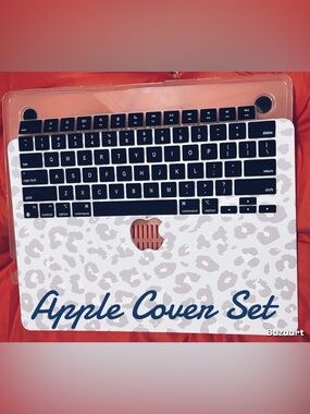 Apple Leopard Print Laptop Cover Set in White & Light Gray